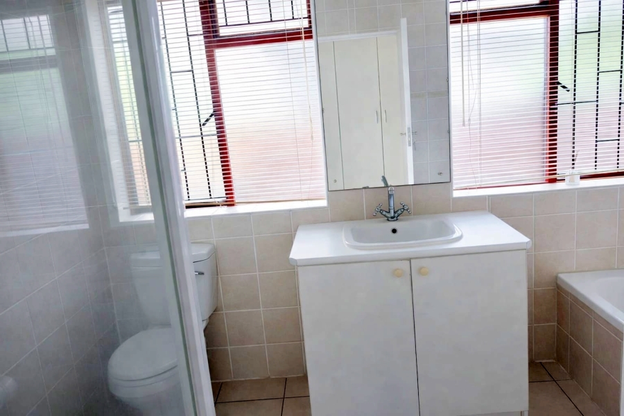 3 Bedroom Property for Sale in The Island Western Cape
